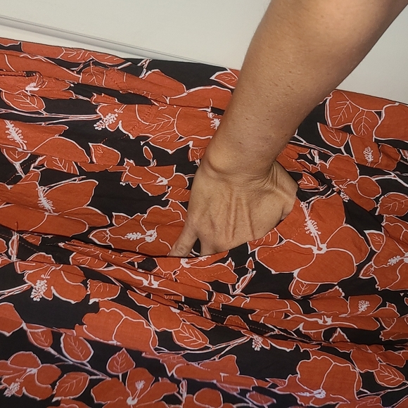 New Acacia Mana mid pacific dress red black hibiscus print L rare BNWT - Picture 11 of 16